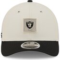 beige-og-sort-buet-kasket-snapback-9forty-m-crown-training-pack-2026-fra-las-vegas-raiders-nfl-fra-new-era