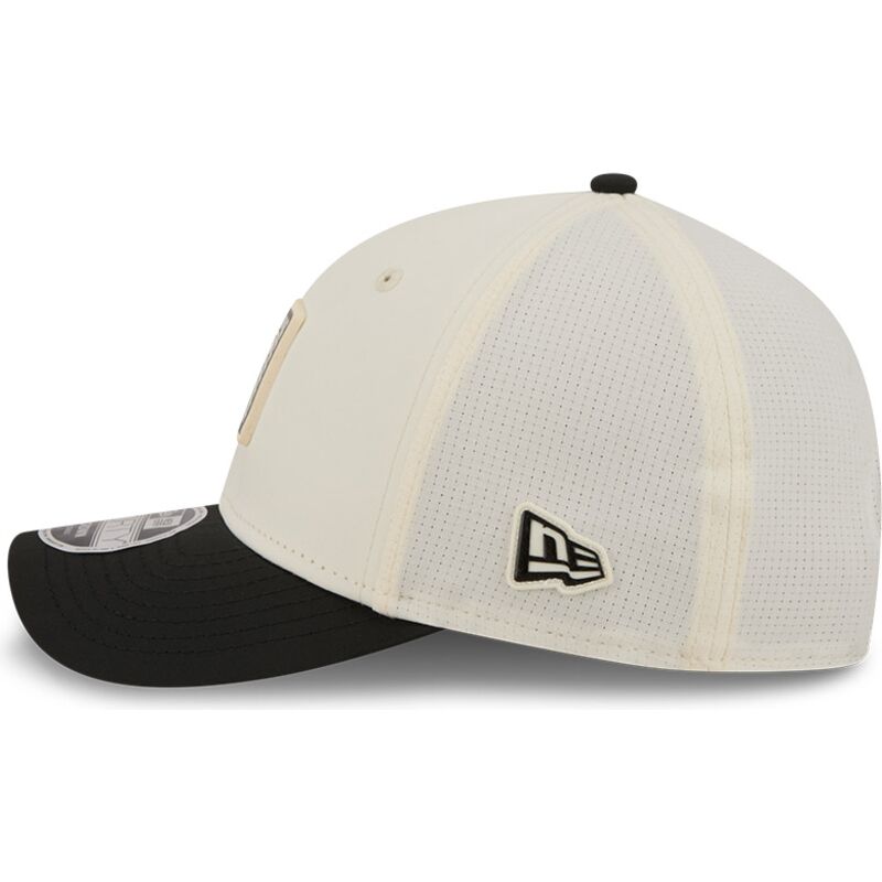 beige-og-sort-buet-kasket-snapback-9forty-m-crown-training-pack-2026-fra-las-vegas-raiders-nfl-fra-new-era