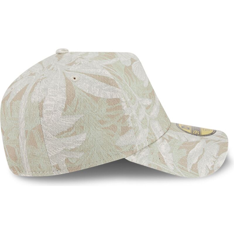 buet-beige-justerbar-kasket-59forty-a-frame-leafy-palm-fra-new-era