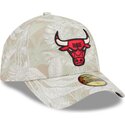 buet-beige-justeret-59forty-a-frame-leafy-palm-kasket-fra-chicago-bulls-nba-fra-new-era