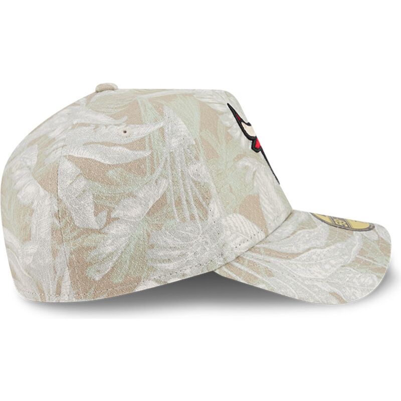 buet-beige-justeret-59forty-a-frame-leafy-palm-kasket-fra-chicago-bulls-nba-fra-new-era