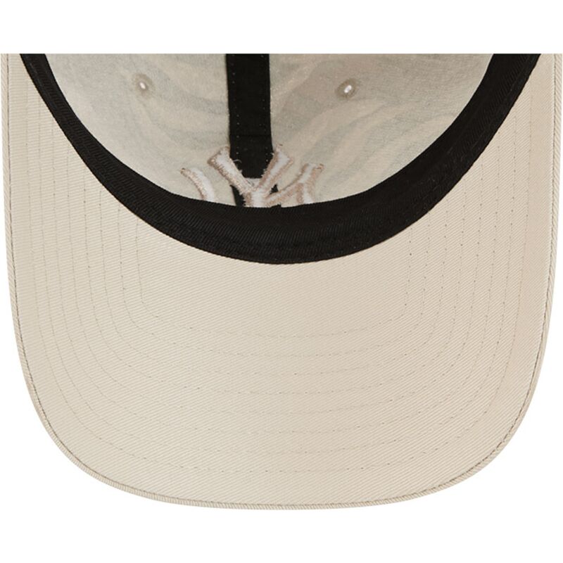 buet-beige-justerbar-9twenty-leafy-palm-kasket-af-new-york-yankees-mlb-fra-new-era buet-beige-justerbar-9twenty-leafy-palm-kasket-af-new-york-yankees-mlb-fra-new-era