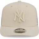 beige-trucker-kasket-9seventy-stretch-snap-color-pack-fra-new-york-yankees-mlb-fra-new-era