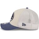 beige-og-marinebla-trucker-kasket-9forty-m-crown-a-frame-fray-fra-new-york-yankees-mlb-fra-new-era