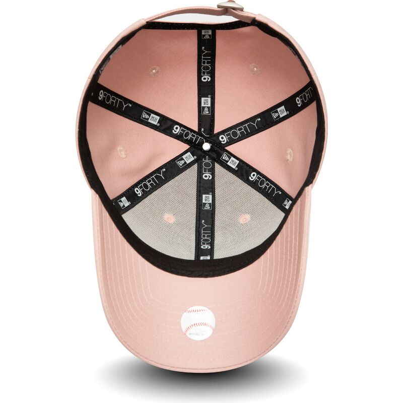 lyserod-justerbar-buet-kasket-til-kvinder-9forty-colour-essential-fra-new-york-yankees-mlb-fra-new-era