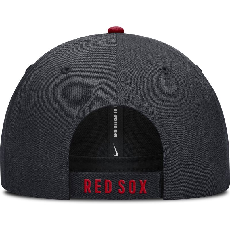 justerbar-marinebla-buet-kasket-til-dreng-dri-fit-club-structured-fra-boston-red-sox-mlb-fra-nike
