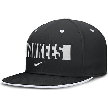 Sort flad kasket justerbar Primetime Dri-Fit True Structured Round Bill fra New York Yankees MLB fra Nike