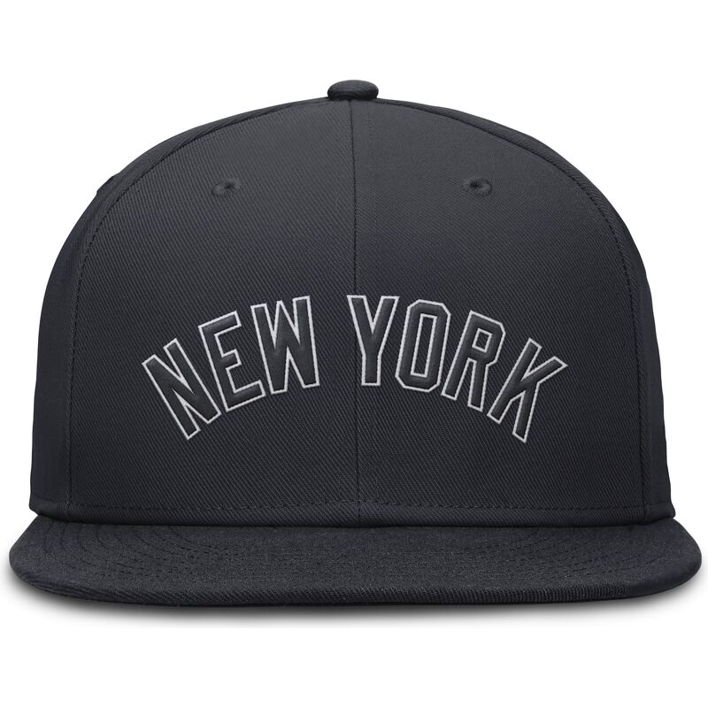 flad-marinebla-justerbar-kasket-dri-fit-true-structured-round-bill-fra-new-york-yankees-mlb-fra-nike flad-marinebla-justerbar-kasket-dri-fit-true-structured-round-bill-fra-new-york-yankees-mlb-fra-nike