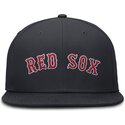 flad-marinebla-justerbar-kasket-dri-fit-true-structured-round-bill-fra-boston-red-sox-mlb-fra-nike