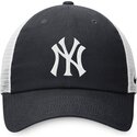 justerbar-trucker-kasket-i-marinebla-og-hvid-club-unstructured-fra-new-york-yankees-mlb-fra-nike