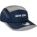 kasket-5-panel-buet-marinebla-justerbar-runner-colour-block-fra-new-era