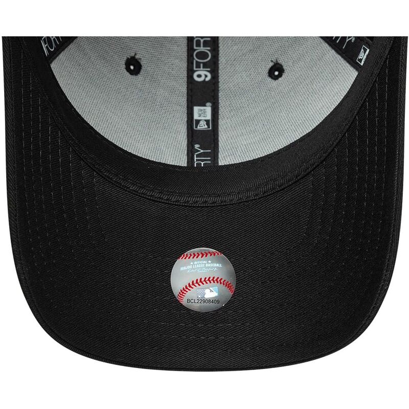 kasketter-buet-sort-snapback-9forty-m-crown-fra-new-york-yankees-mlb-af-new-era kasketter-buet-sort-snapback-9forty-m-crown-fra-new-york-yankees-mlb-af-new-era