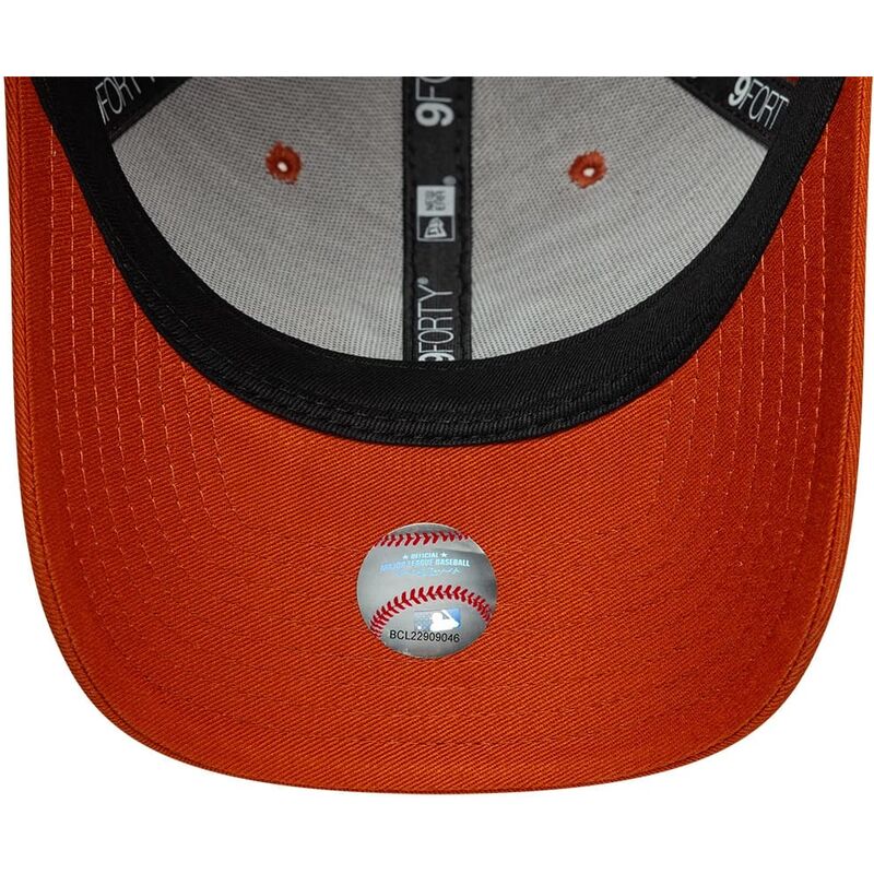 kasketter-buet-orange-snapback-9forty-m-crown-fra-new-york-yankees-mlb-af-new-era kasketter-buet-orange-snapback-9forty-m-crown-fra-new-york-yankees-mlb-af-new-era