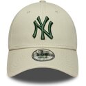 kasketter-buet-beige-justerbar-rem-9forty-league-essential-fra-new-york-yankees-mlb-af-new-era