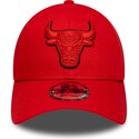 kasketter-buet-rod-justerbar-rem-9forty-outline-fra-chicago-bulls-nba-af-new-era