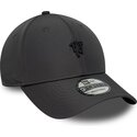 kasketter-buet-gra-justerbar-rem-9forty-metal-fra-manchester-united-football-club-premier-league-af-new-era