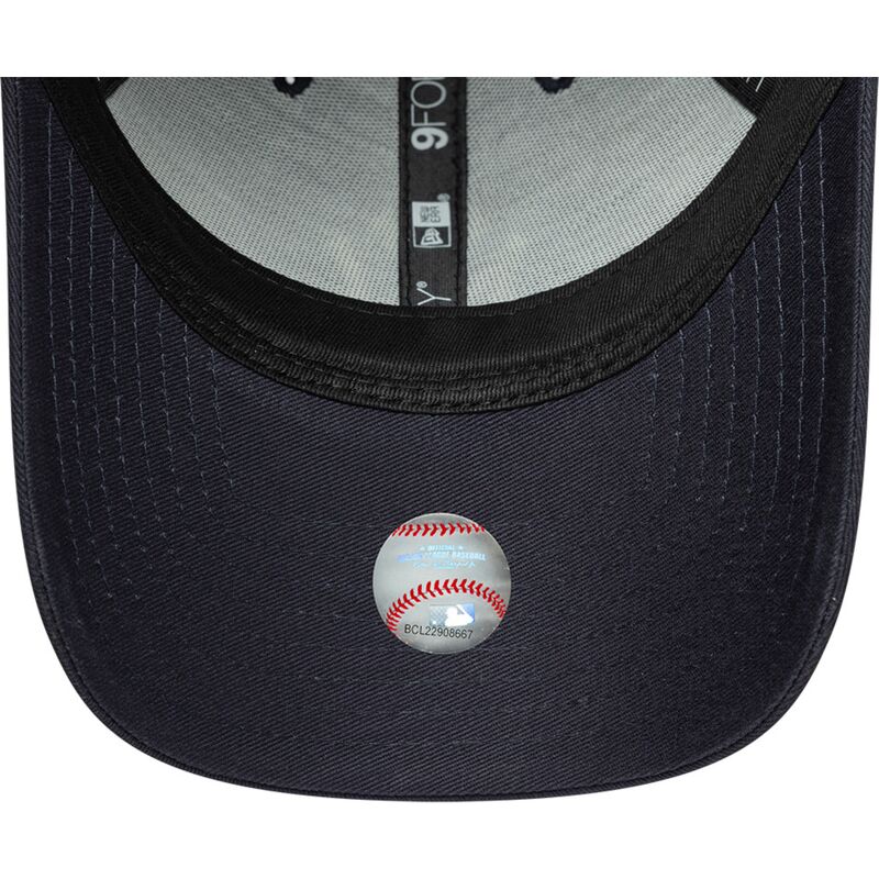 kasketter-buet-marinebla-justerbar-rem-9forty-outdoor-icon-fra-new-york-yankees-mlb-af-new-era