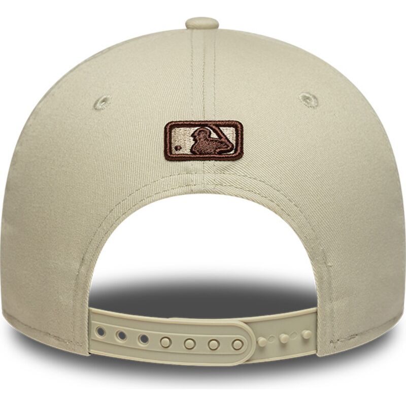 kasketter-buet-beige-snapback-9forty-m-crown-fra-new-york-yankees-mlb-af-new-era kasketter-buet-beige-snapback-9forty-m-crown-fra-new-york-yankees-mlb-af-new-era