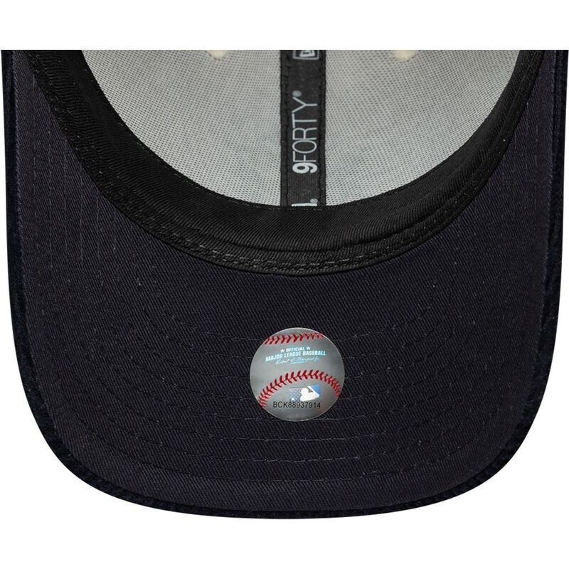 kasketter-buet-beige-justerbar-rem-9forty-m-crown-cord-fra-new-york-yankees-mlb-af-new-era