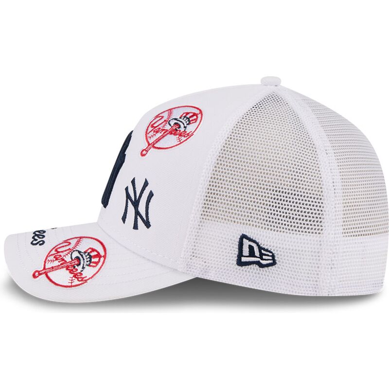 kasketter-buet-hvid-snapback-9forty-m-crown-a-frame-all-over-fra-new-york-yankees-mlb-af-new-era