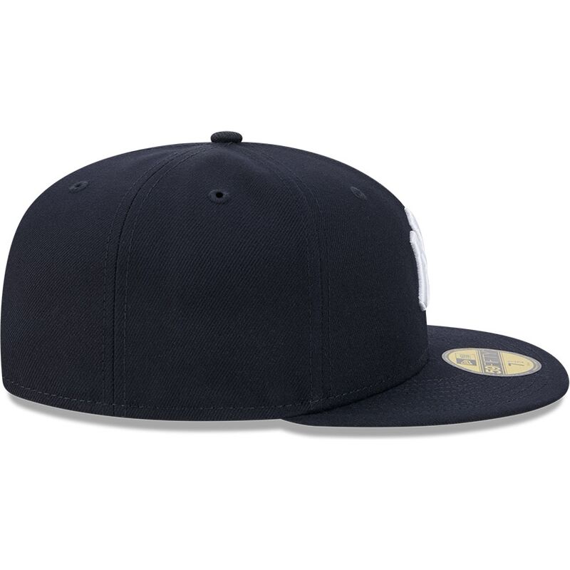 kasketter-flad-marinebla-tilpasset-59fifty-side-script-fra-new-york-yankees-mlb-af-new-era