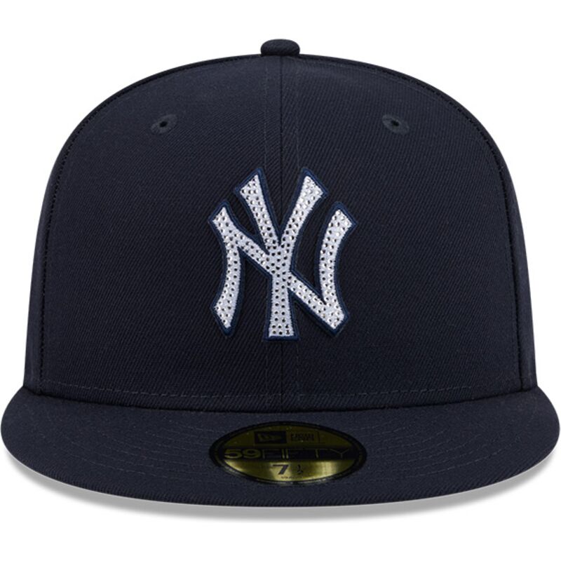 kasketter-flad-marinebla-tilpasset-59fifty-rhinestone-badge-fra-new-york-yankees-mlb-af-new-era