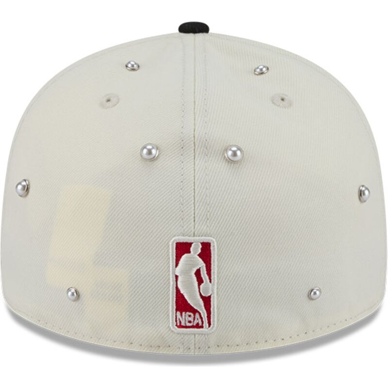 kasketter-buet-beige-tilpasset-59fifty-beads-na-lifestyle-f1-fra-chicago-bulls-nba-af-new-era