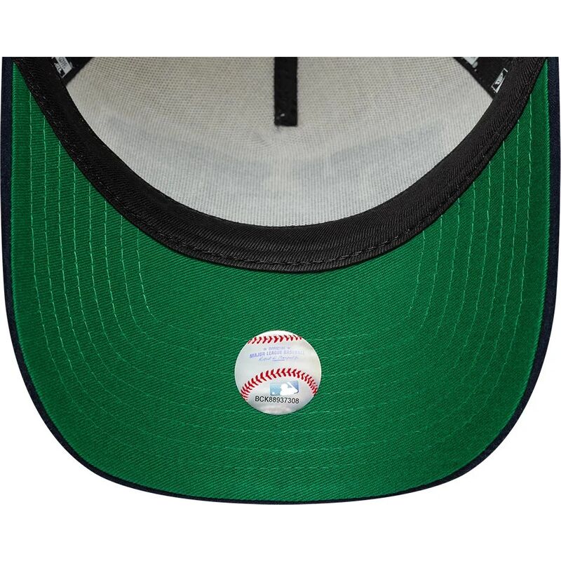 kasketter-buet-beige-snapback-e-frame-wordmark-suede-fra-new-york-yankees-mlb-af-new-era
