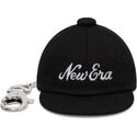 tilbehor-sort-llavero-mini-cap-chain-af-new-era