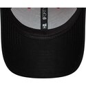 kasketter-buet-rod-justerbar-rem-9forty-contrast-fra-manchester-united-football-club-premier-league-af-new-era