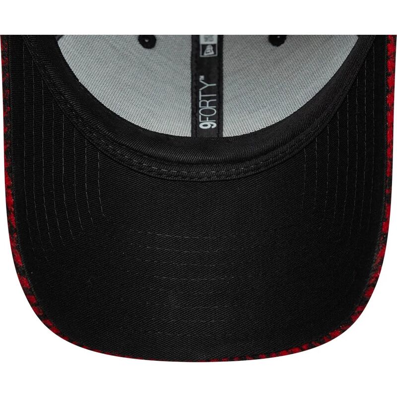 kasketter-buet-rod-justerbar-rem-9forty-houndstooth-fra-ac-milan-serie-a-af-new-era kasketter-buet-rod-justerbar-rem-9forty-houndstooth-fra-ac-milan-serie-a-af-new-era