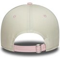 kasketter-buet-beige-justerbar-rem-rosa-9twenty-fra-newcastle-united-football-club-premier-league-af-new-era