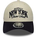 kasketter-buet-beige-justerbar-rem-9forty-m-crown-wordmark-fra-buffalo-new-york-af-new-era