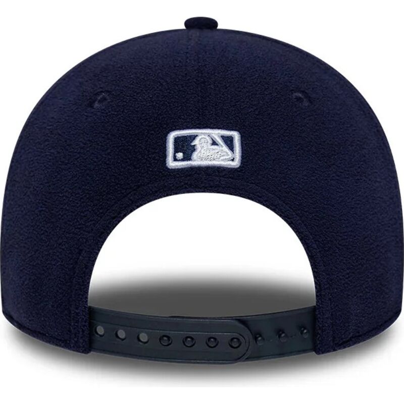 kasketter-buet-marinebla-snapback-9forty-m-crown-fleece-fra-new-york-yankees-mlb-af-new-era