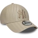 kasketter-buet-beige-justerbar-rem-9forty-pu-weave-fra-new-york-yankees-mlb-af-new-era