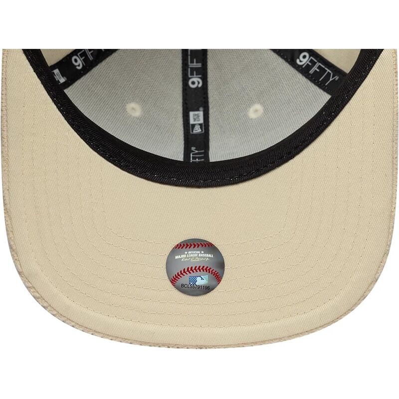 kasketter-flad-beige-snapback-9fifty-cord-visor-fra-new-york-yankees-mlb-af-new-era
