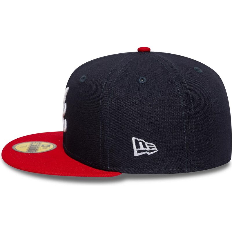 flad-kasket-marinebla-og-rod-justeret-59fifty-ac-perf-fra-atlanta-braves-mlb-fra-new-era