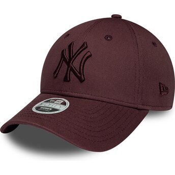 Kasketter buet rød justerbar rem 9FORTY League Essential fra New York Yankees MLB af New Era