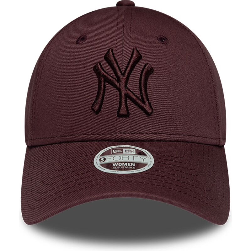 kasketter-buet-rod-justerbar-rem-9forty-league-essential-fra-new-york-yankees-mlb-af-new-era