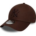 kasketter-buet-brun-justerbar-rem-9forty-league-essential-fra-new-york-yankees-mlb-af-new-era