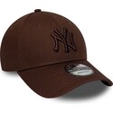 kasketter-buet-brun-justerbar-rem-9forty-league-essential-fra-new-york-yankees-mlb-af-new-era