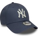 kasketter-buet-bla-justerbar-rem-til-barn-9forty-league-essential-fra-new-york-yankees-mlb-af-new-era