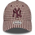 kasketter-buet-rod-justerbar-rem-9forty-m-crown-houndstooth-fra-new-york-yankees-mlb-af-new-era