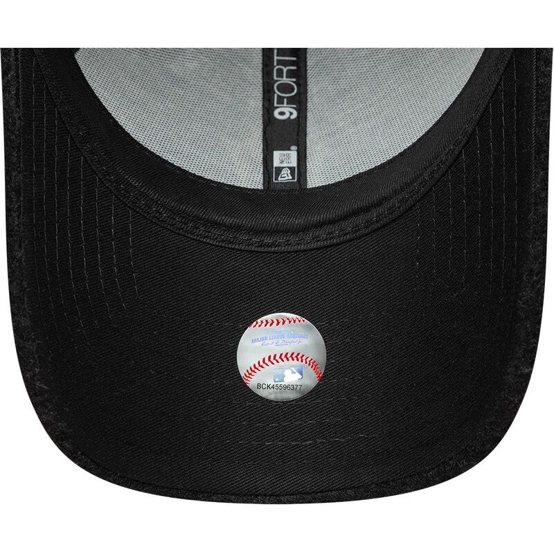 kasketter-buet-sort-snapback-9forty-winter-borg-fra-new-york-yankees-mlb-af-new-era