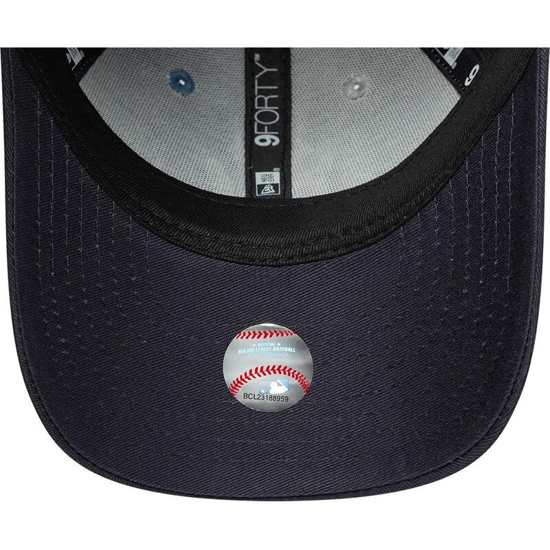kasketter-buet-flerfarvet-justerbar-rem-til-barn-9forty-colourblock-fra-new-york-yankees-mlb-af-new-era