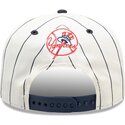 kasketter-buet-marinebla-snapback-19twenty-pinstripe-fra-new-york-yankees-mlb-af-new-era