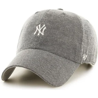 gra-kasket-med-buet-skygge-og-lille-mlb-new-york-yankees-logo-fra-47-brand
